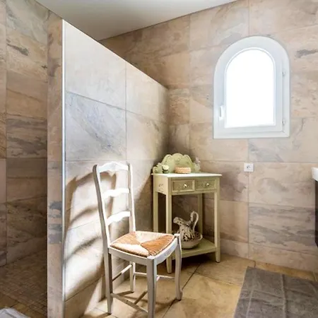 Maison Conviviale A Montesquieu-des-alberes Avec Piscine Partagee Montesquieu (Pyrenees-Orientales)